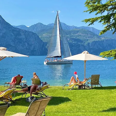 Du - Relax Attitude Hotel 4*