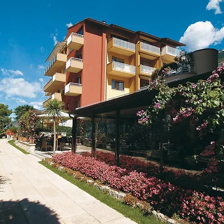 Du - Relax Attitude 4* Brenzone sul Garda